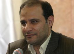 نرخ مرغ از قیمت گذاری تبعیت نمی كند/كمبود عرضه نداریم