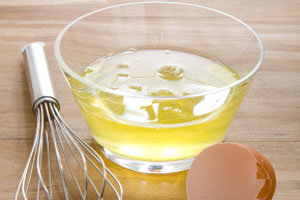 سفیده تخم مرغ، حلال انواع مشکلات پوستی