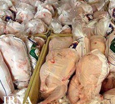 یک واحد عرضه مرغ غیر بهداشتی در شهرستان آوج شناسایی و جریمه شد